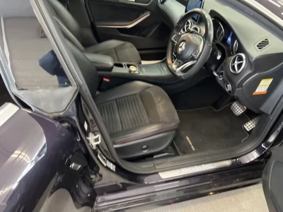 Mercedes-Benz CLA CLASS