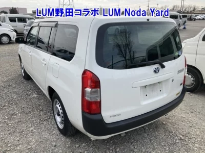 Toyota SUCCEED  с аукциона в Японии