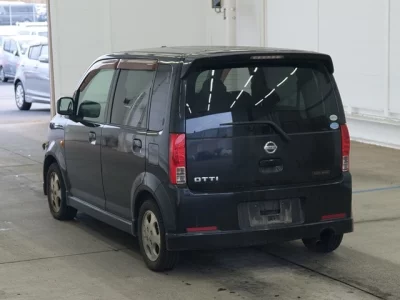 Nissan OTTI  с аукциона в Японии
