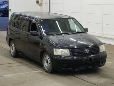 Toyota SUCCEED  с аукциона в Японии