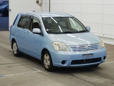 Toyota RAUM
