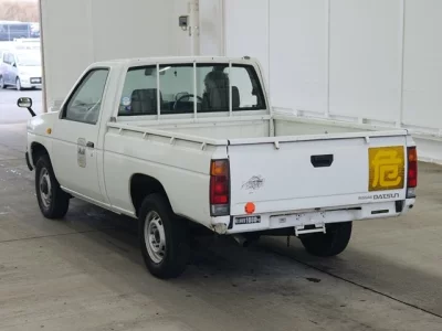 Nissan DATSUN PICKUP