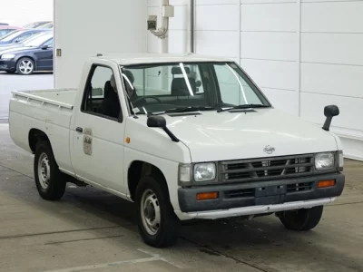 Nissan DATSUN PICKUP