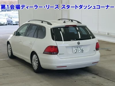 Volkswagen GOLF VARIANT