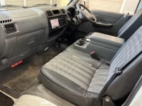 Mazda BONGO лот № 2884 оценка 3.5  с аукциона в Японии 4