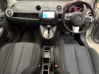 Mazda DEMIO лот № 2940 оценка 4  с аукциона в Японии 4