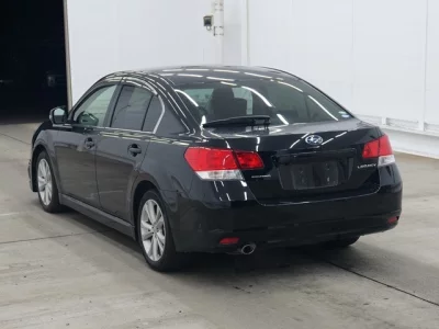 Subaru LEGACY B4