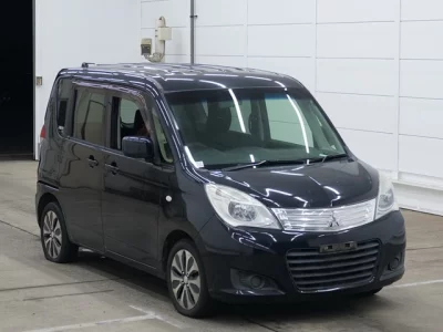 Mitsubishi DELICA D2