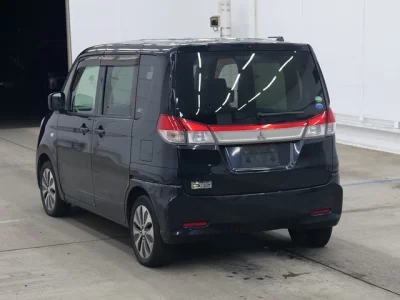 Mitsubishi DELICA D2
