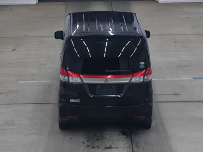 Mitsubishi DELICA D2