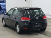 Volkswagen GOLF лот № 5121 оценка 3.5  с аукциона в Японии 1