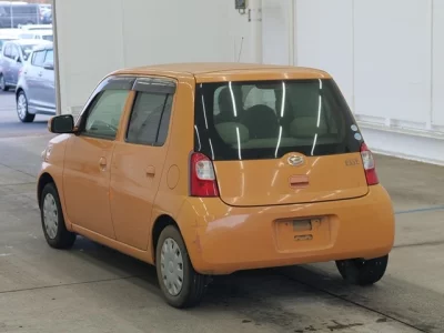 Daihatsu Esse  с аукциона в Японии