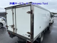 Toyota DYNA лот № 43109 оценка 2  с аукциона в Японии 8