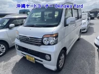 Subaru GOLF ALLTRACK лот № 43181 оценка 3  с аукциона в Японии 9