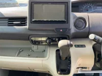 Honda N BOX лот № 80007 оценка R  с аукциона в Японии 5