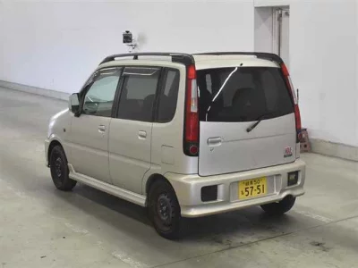 Daihatsu MOVE  с аукциона в Японии