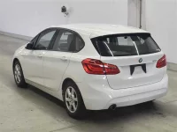 BMW 2-Series лот № 40017 оценка 4  с аукциона в Японии 1