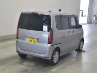 Honda N BOX лот № 49 оценка R  с аукциона в Японии 4