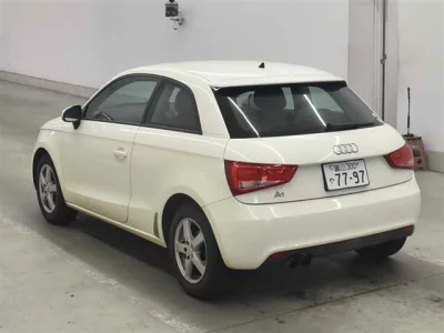 Audi A1  с аукциона в Японии