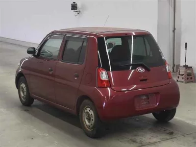 Daihatsu Esse