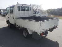 Toyota DYNA лот № 1818 оценка R  с аукциона в Японии 1