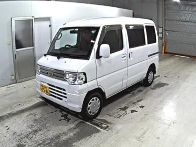 Mitsubishi MINICAB VAN