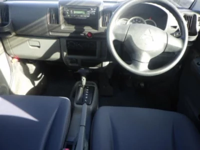 Mitsubishi MINICAB VAN
