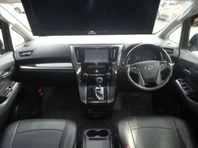 Toyota VELLFIRE  с аукциона в Японии