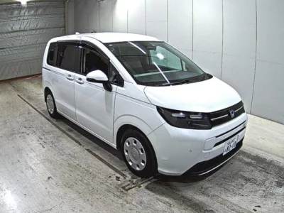 Honda FREED  с аукциона в Японии