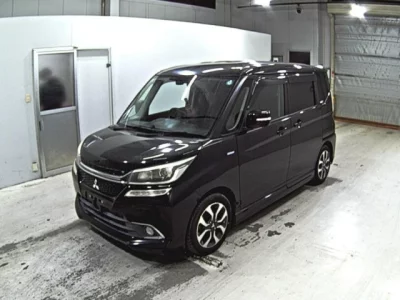 Mitsubishi DELICA D2