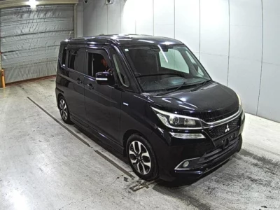 Mitsubishi DELICA D2
