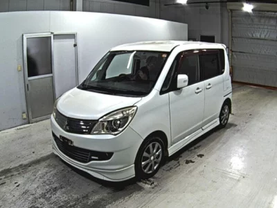 Mitsubishi DELICA D2