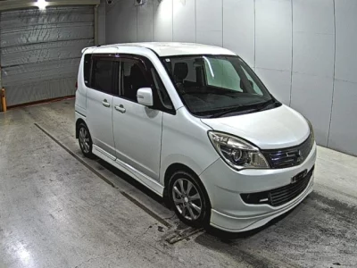 Mitsubishi DELICA D2