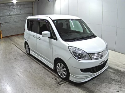 Mitsubishi DELICA D2