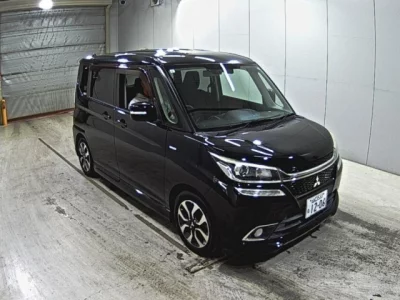 Mitsubishi DELICA D2