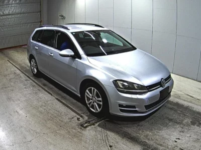 Volkswagen GOLF VARIANT
