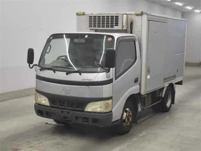 Toyota DYNA  с аукциона в Японии