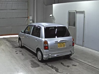 Daihatsu MIRA