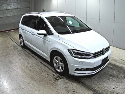 Volkswagen GOLF TOURAN