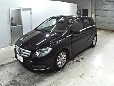 Mercedes-Benz B CLASS