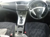 Nissan SYLPHY лот № 9074 оценка 3.5  с аукциона в Японии 2