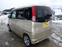 Nissan ROOX лот № 3820 оценка R  с аукциона в Японии 1