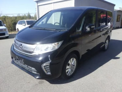 Honda STEP WAGON  с аукциона в Японии