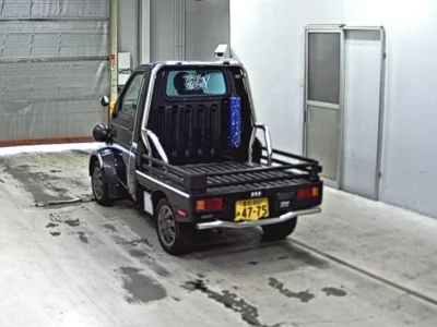 Daihatsu MIDJET II