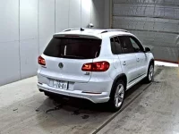 Volkswagen TIGUAN лот № 2103 оценка 4  с аукциона в Японии 4