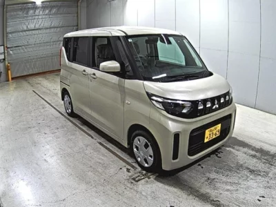 Mitsubishi EK SPACE