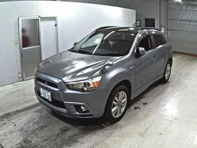 Mitsubishi RVR