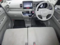 Honda N BOX лот № 9233 оценка R  с аукциона в Японии 2