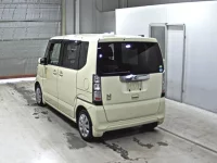Honda N BOX лот № 9233 оценка R  с аукциона в Японии 1