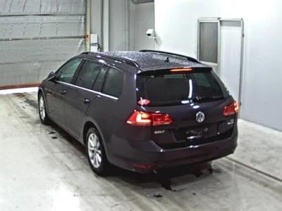 Volkswagen GOLF VARIANT